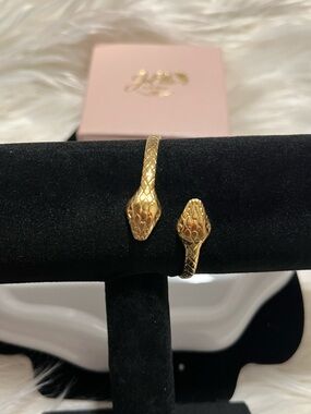 18K Gold Plated Stainless Steel Snake Head Wrap Bracelet - Women Jewelry - NWT